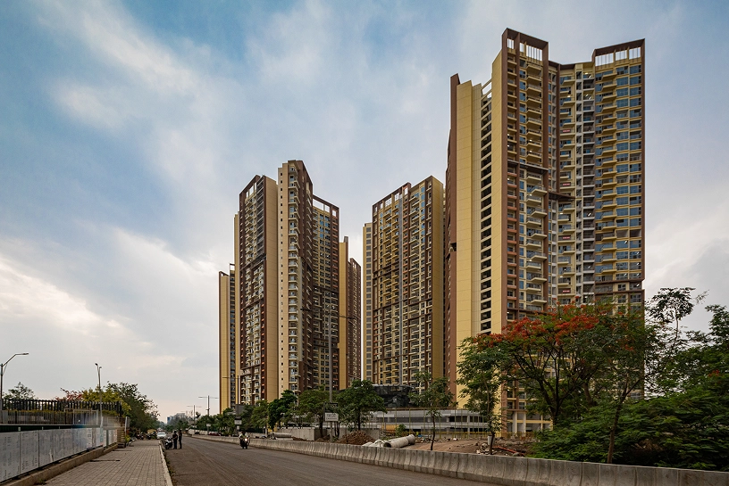 Adreno Tower_Photos_03 1