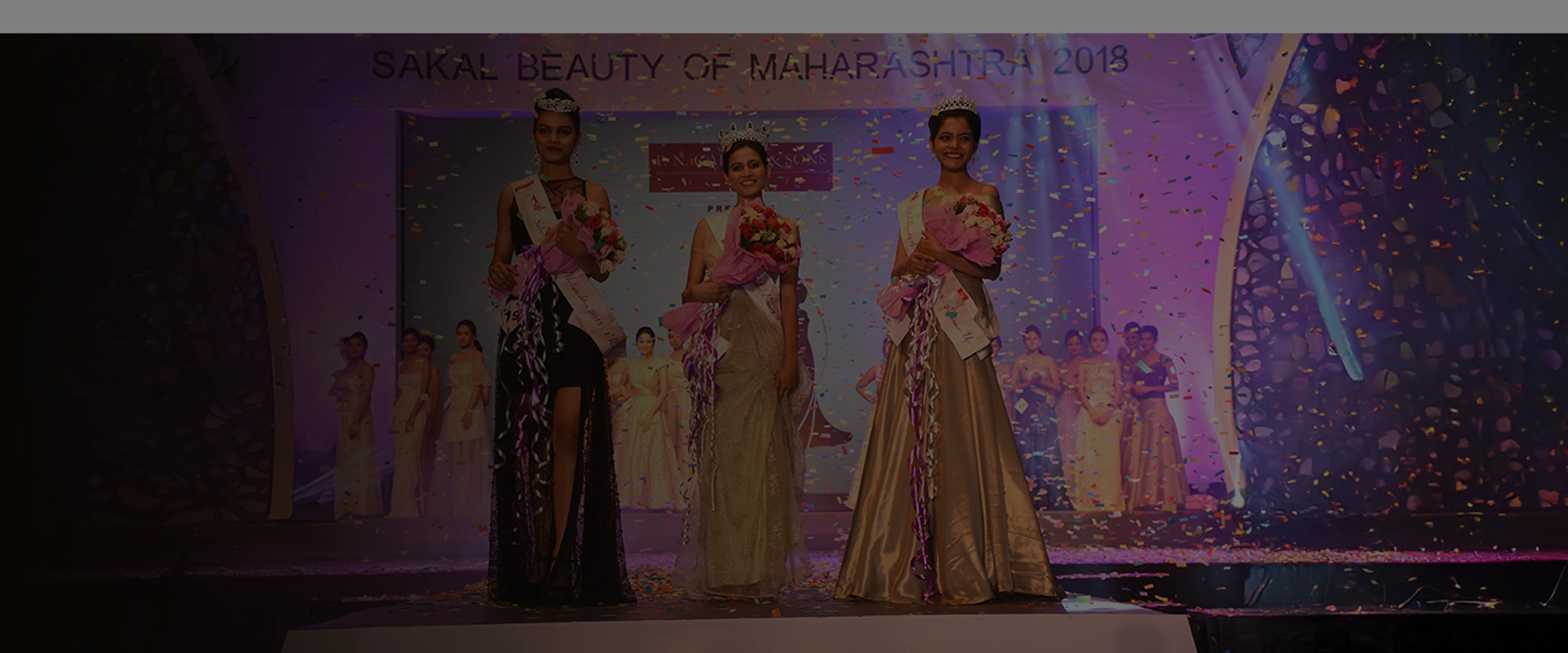 event-banner-desk.webp